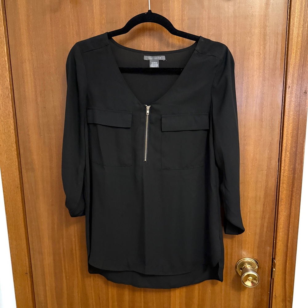 Suzy Shier Black Dress Shirt Blouse with Pockets and Gold Zipper Detailing